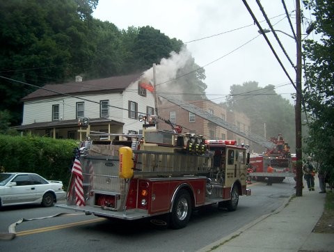 Working Fire Maple Avenue