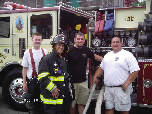 IFCO members James Tipa Jr., Irv Farber, Ray Zaccari, and Chris Ross operate E-105 at FF-1 class. (7/24/08)