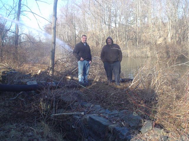 Engineers Ray Zaccari and Chris Ross at draft site. Drafting drill. (3/21/09)
